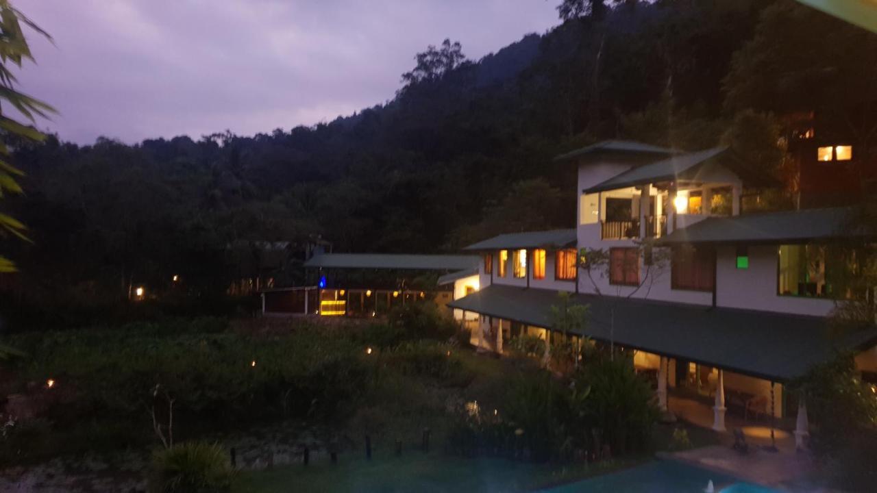 Sinharaja Forest Edge Deniyaya Bagian luar foto